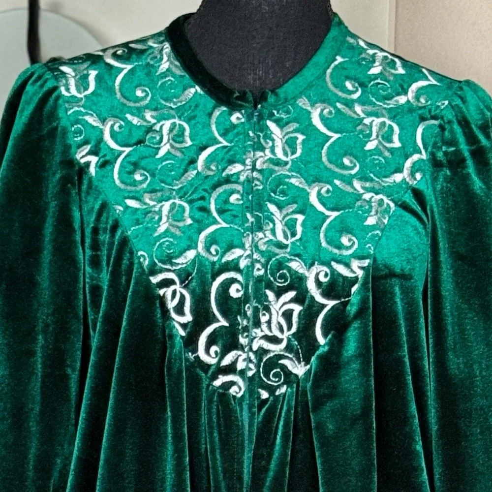 Vintage Cachet Green Housecoat by‎ Sears - Picture 3 of 10